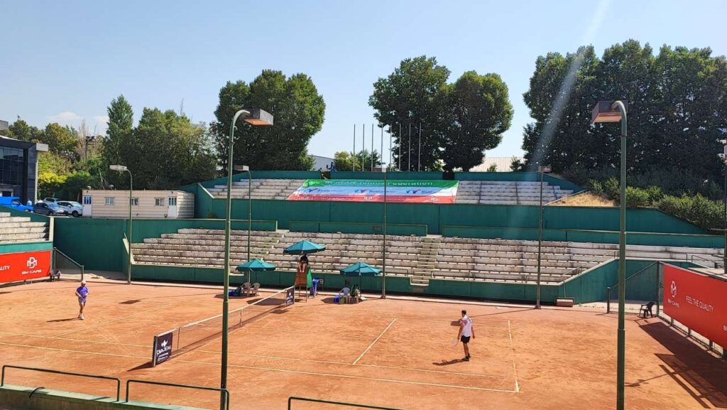 تصویر جلد آگهی